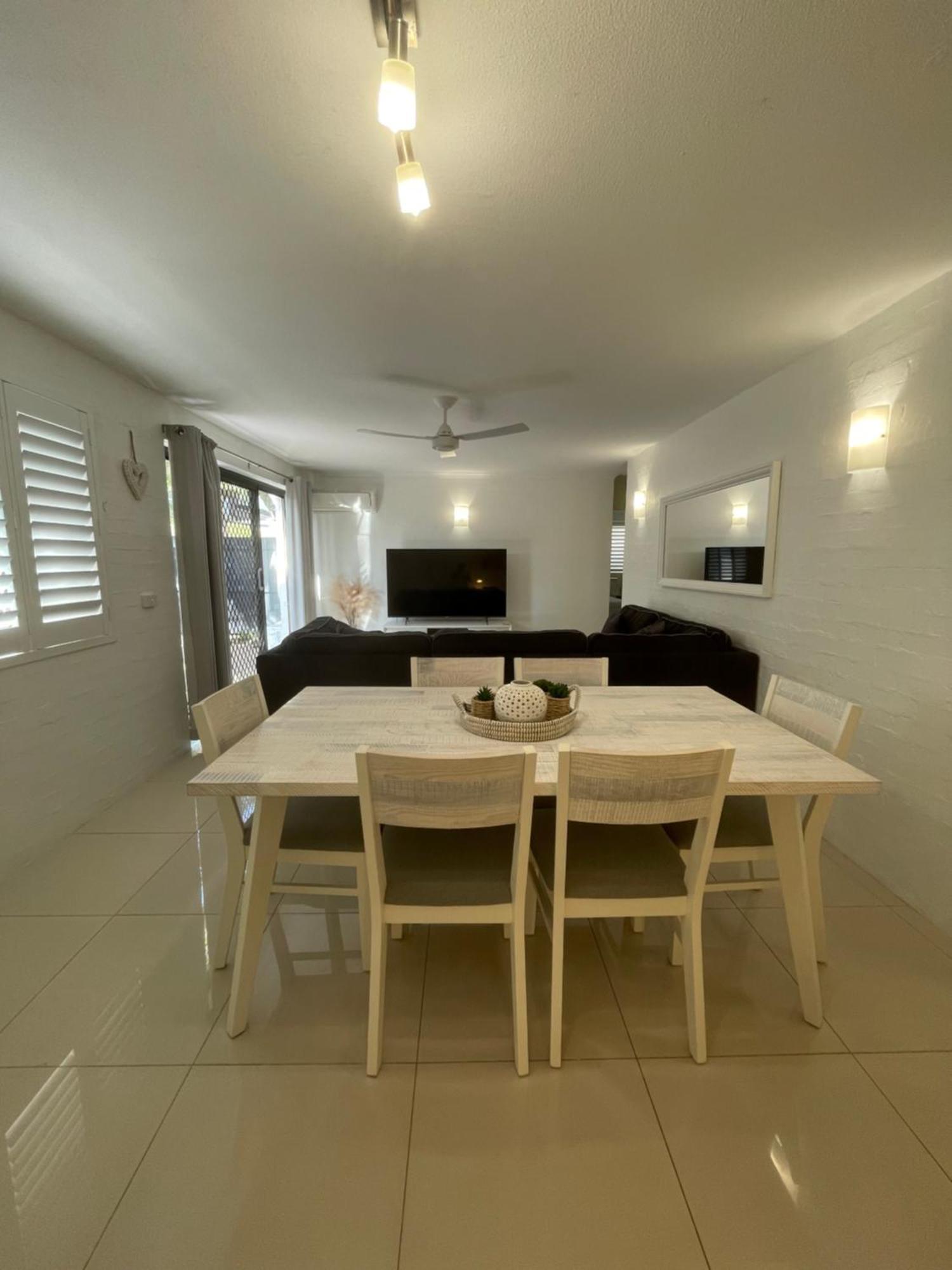 Myuna Holiday Apartments Noosa Heads Extérieur photo